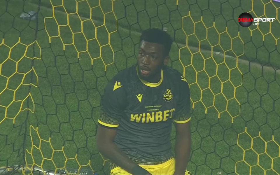 Мачът между отборите на Ботев Пловдив и Левски бе белязан от