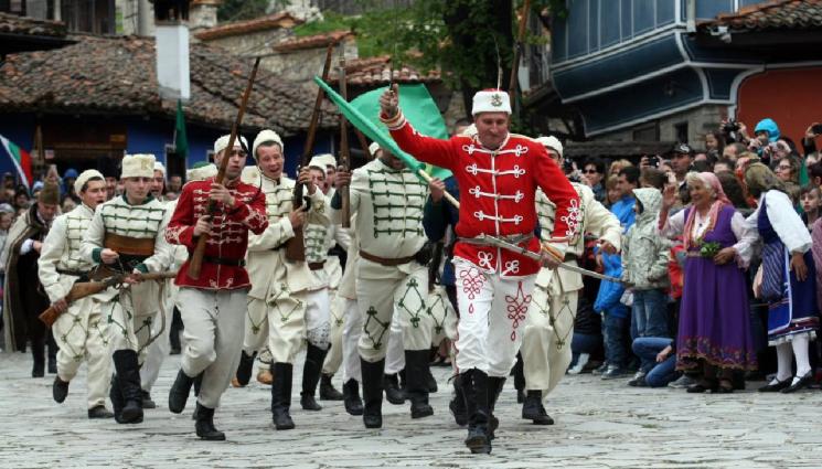 възстановка Копривщица - Отбелязваме 147 години от избухването на Априлското въстание (ВИДЕО)