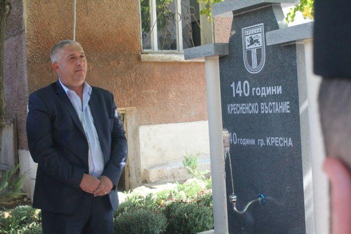  Кметът Николай Георгиев. 