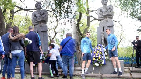 Гунди Георги Аспарухов паметник