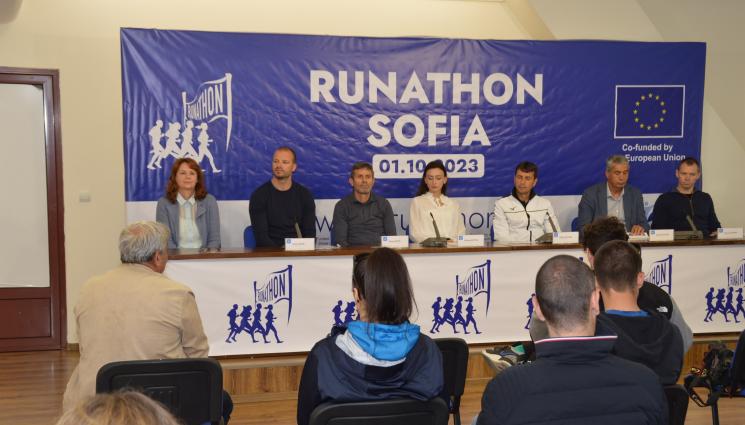 Рънатон - 36 български отбора ще бягат на Ранътон-а около НДК в неделя, чуждите тимове са 56