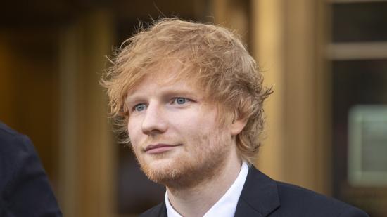 Ed Sheeran пуска гама от лютиви сосове