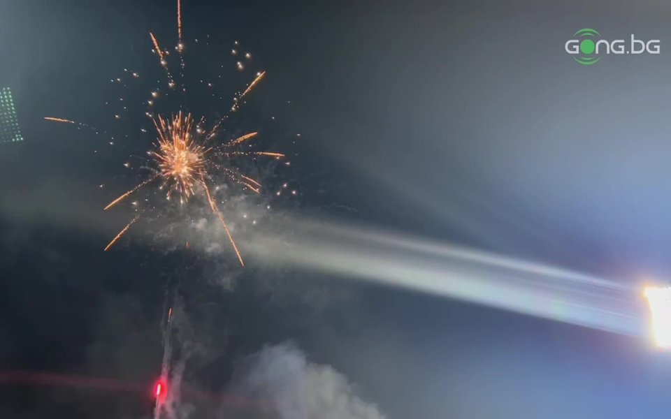 На много красив момент станаха свидетели зрителите на двубоя между