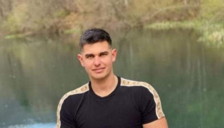 Урош - СЛЕД ТРАГЕДИЯТА В СЪРБИЯ: Стрелецът отвлякъл таксиджия, кътал четири бомби в къща на село