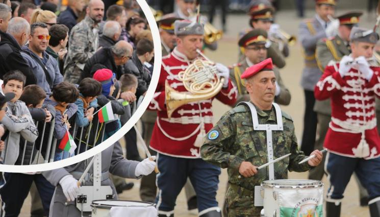 военен парад - В ДЕНЯ НА ХРАБРОСТТА: Промени на движението в центъра на София