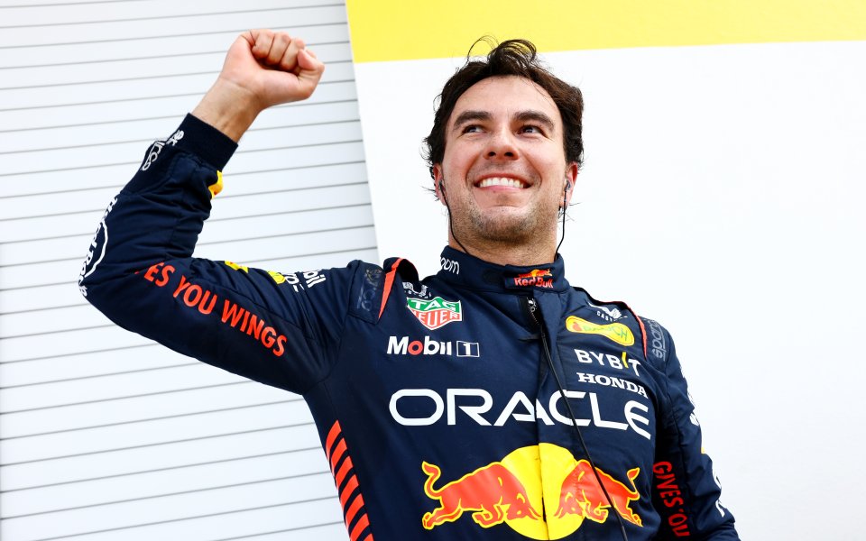 Пилотът на Ред Бул - Серхио Перес, спечели, макар и