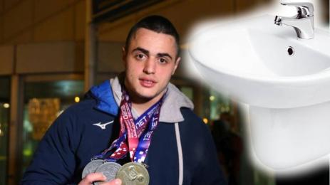 Карлос Насар