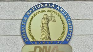 Петима души в Румъния бяха изпратени на съд заради измама