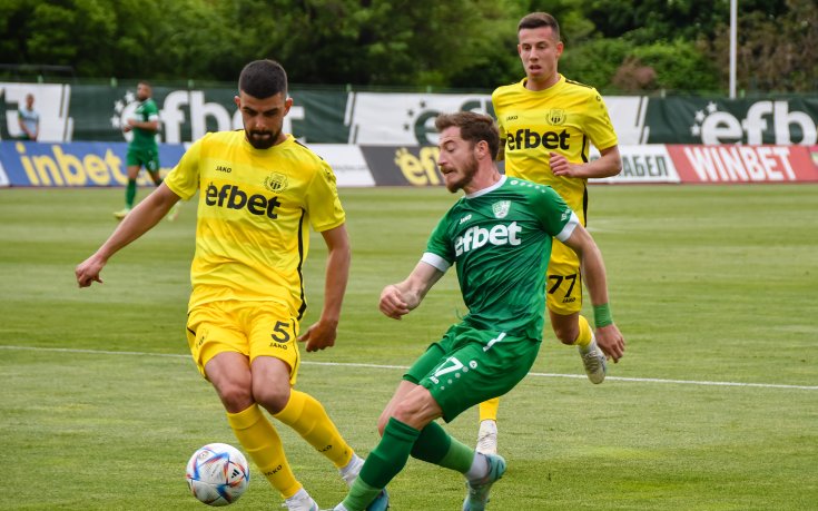 Хебър и Берое влизат в лют мач за спасение