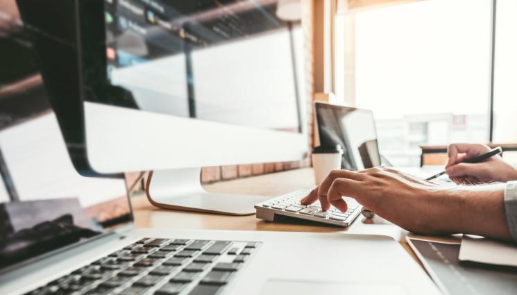 компютър - ПРОБВАТ СИ КЪСМЕТА: Внасяме айтита и от Япония, бачкат на свободна практика