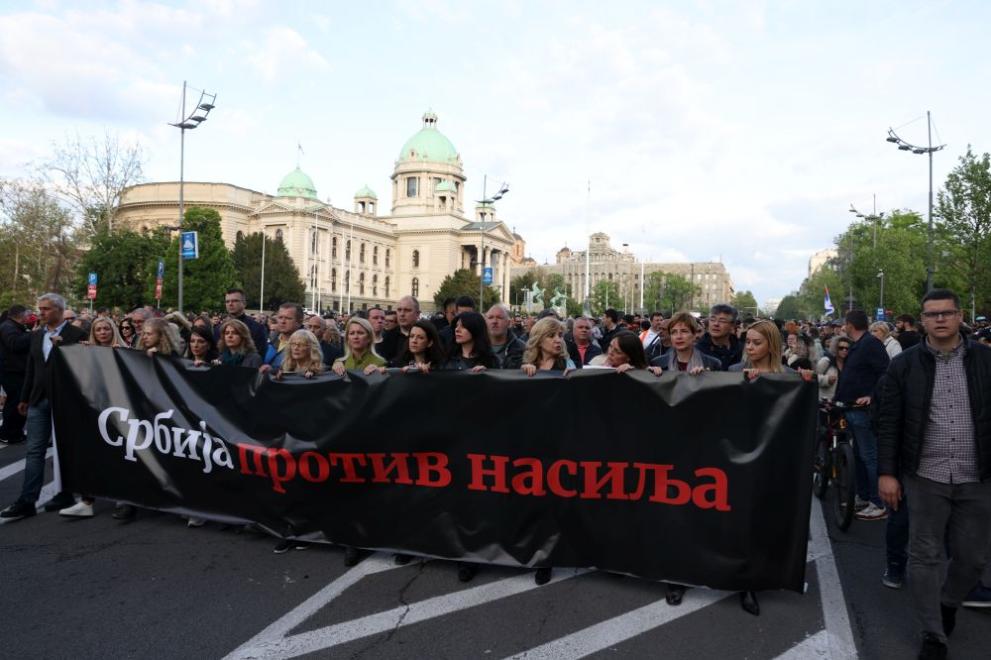 Хиляди се събраха на митинг в сръбската столица Белград, предаде