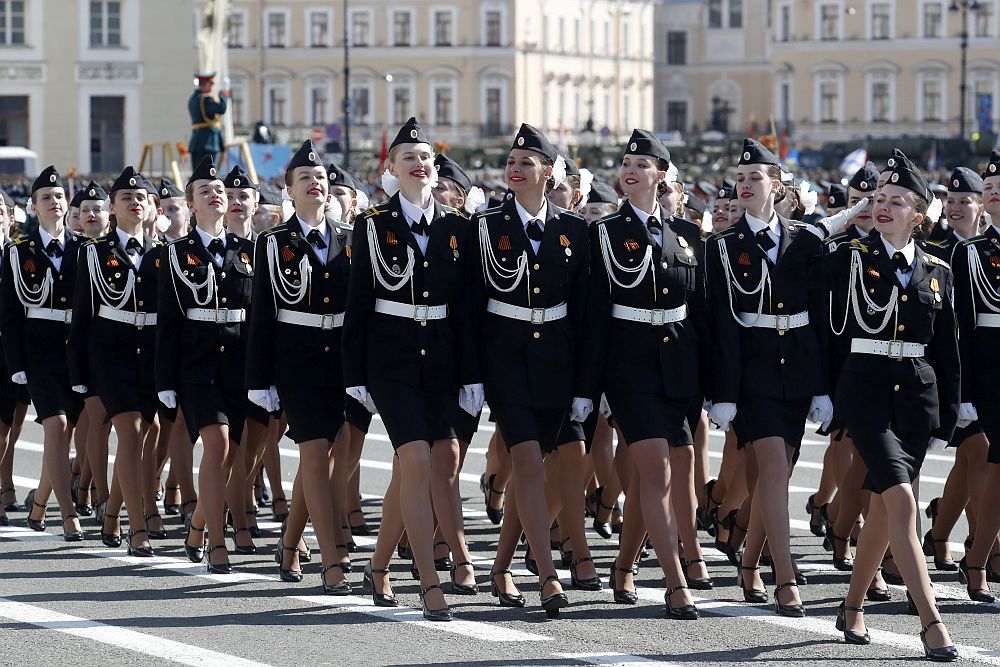 Жените в руската армия на парада на 9 май
