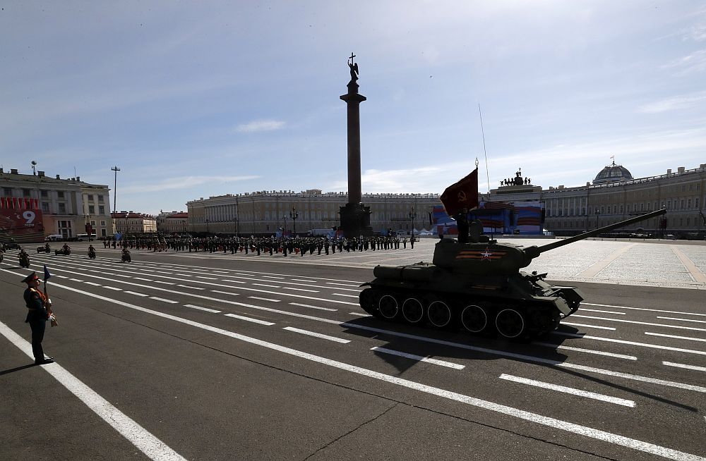 Жените в руската армия на парада на 9 май
