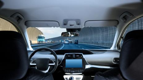 кола автопилот