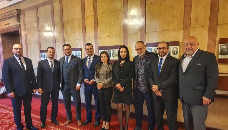 Красен Кралев - Депутати на ГЕРБ - СДС от Варна и Бургас се обединиха за изграждането на автомагистрала „Черно море“