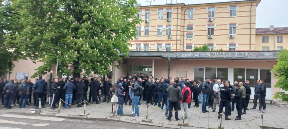 Синдикатът на служителите в затворите в България (ССЗБ) отложи протеста
