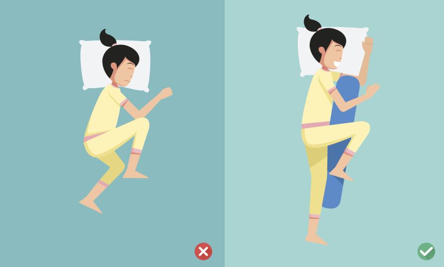 <p><strong>Ембрионална поза</strong></p>

<p>Тази позиция не е вредна, но и не е толкова полезна, колкото спането с изпънати крака и възглавница между коленете. Това е така, защото в крайна сметка може да натоварите долната част на гърба си през нощта много повече, ако заложите на нея. Ако все пак я предпочитате, опитайте с възглавница между коленете, за да облекчите натоварването на кръста си.&nbsp;</p>