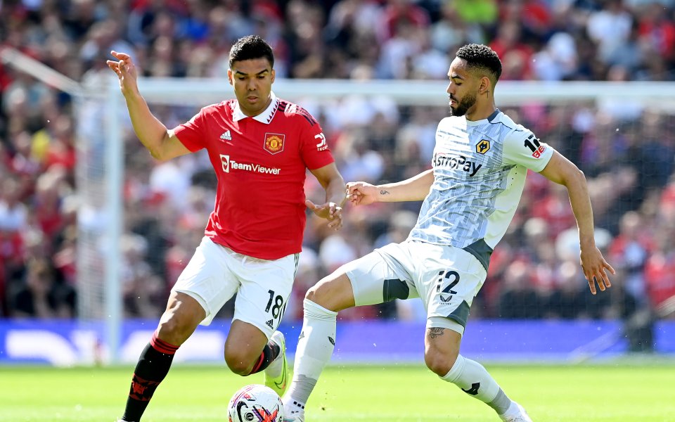 Манчестър Юнайтед и Уулвърхемптън играят при резултат 1:0 в мач от