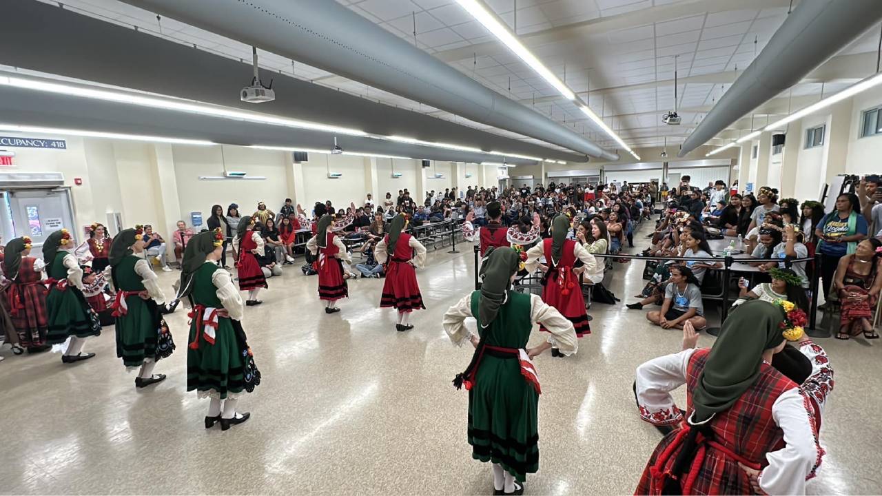 Поли Паскова