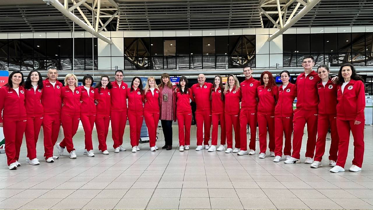 Поли Паскова