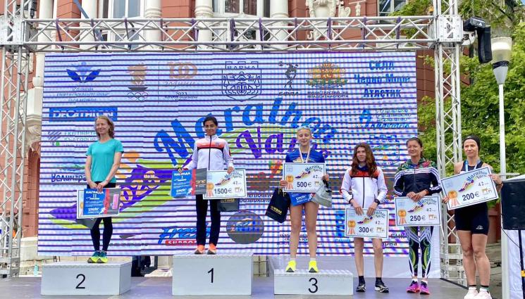 Маринела Нинева - Черийот e №1 при мъжете на маратона във Варна, Нинева спечели при жените