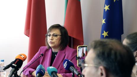 Корнелия Нинова