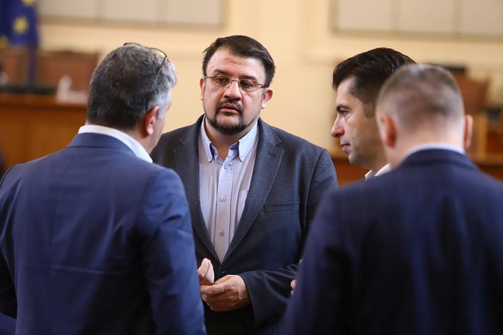 Ще предложим кабинет на малцинството, имаме управленска програма, имаме състав.