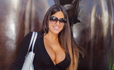 Бившата футболна реферка Клаудия Романи не успя да помогне на