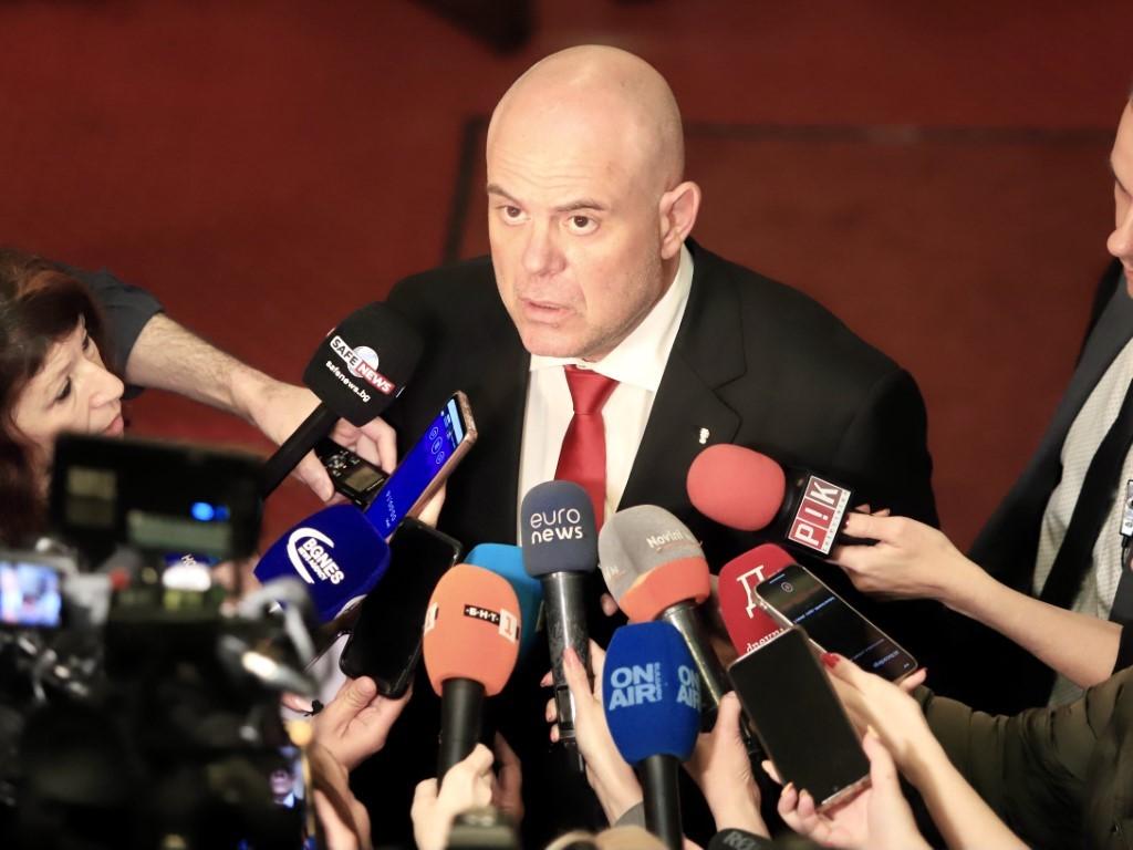 Гешев: Всичко, което мога да кажа, съм го казал - България - Vesti.bg