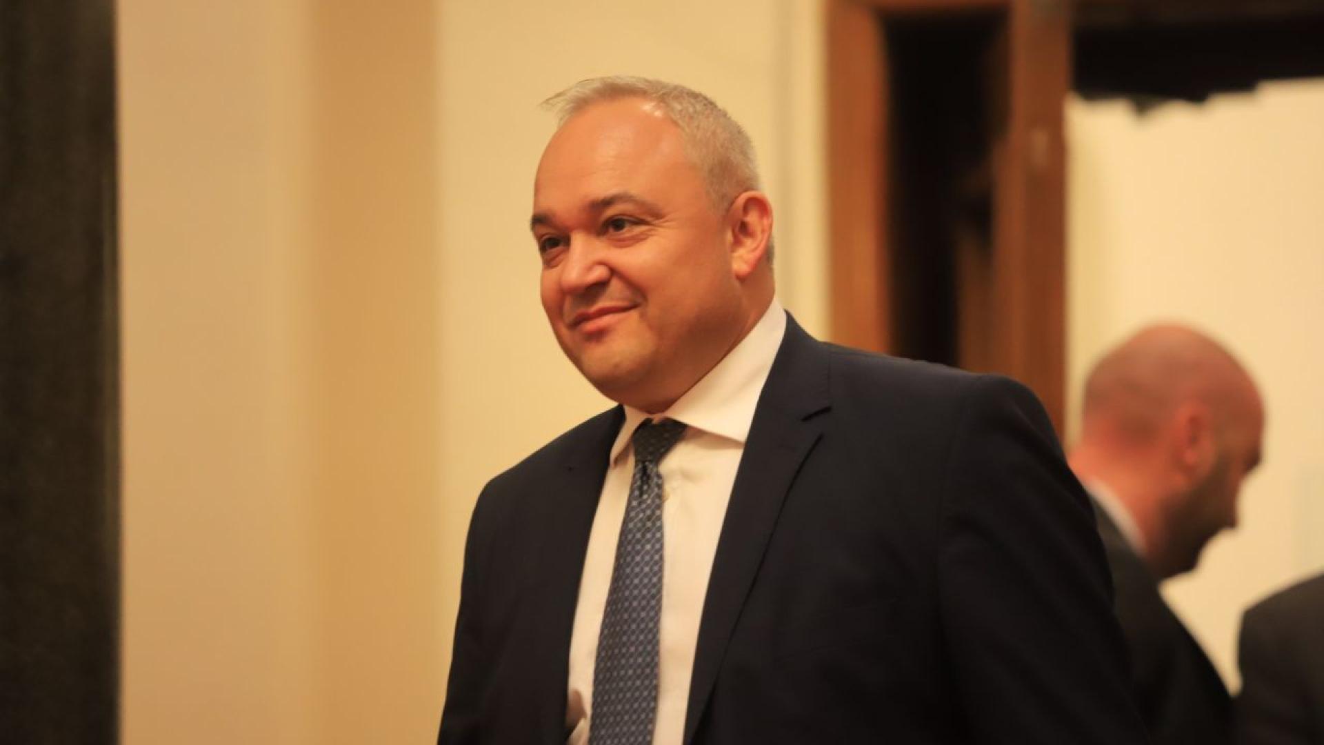 Софийската градска прокуратура СГП е обвинила бивш служебен министър на