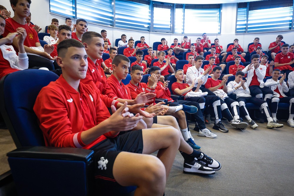 Турнир на талантите