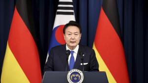 Президентът на Южна Корея Юн Сук йол е обещал на Украйна