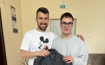 Лудогорец дари костюми на абитуриенти