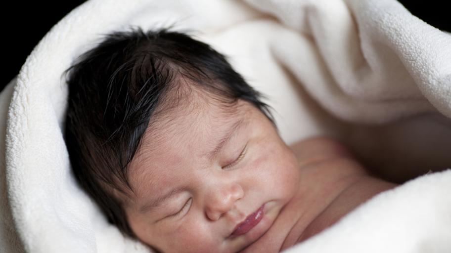 Всичко за този мит: Киселини по време на бременност и косата на бебето
