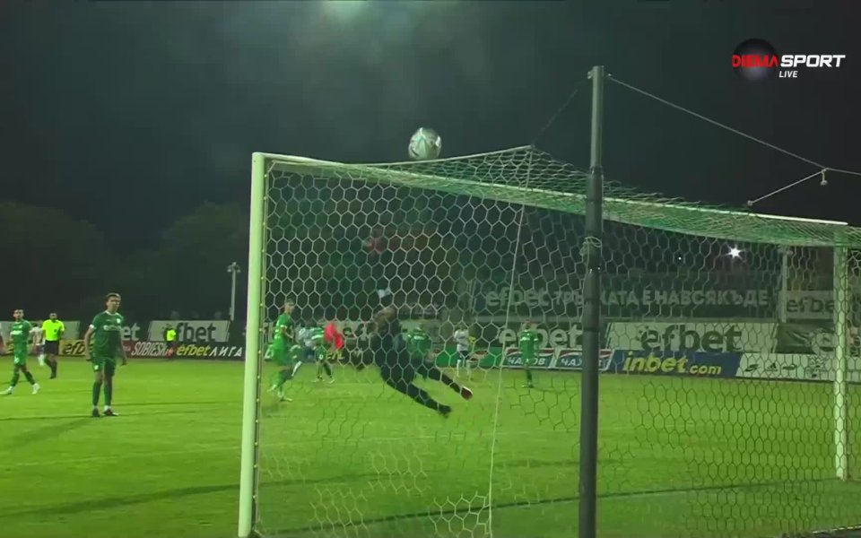 Лирой Микелс бе много близо до това да изведе Спартак