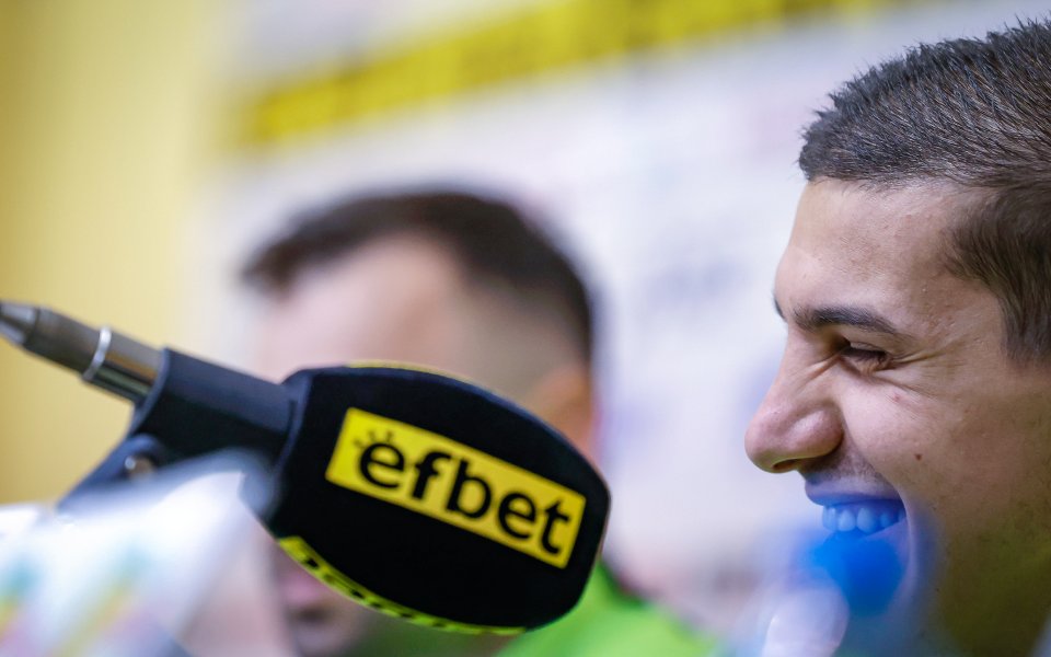 Награждаване на Спас Делев и Кирил Десподов