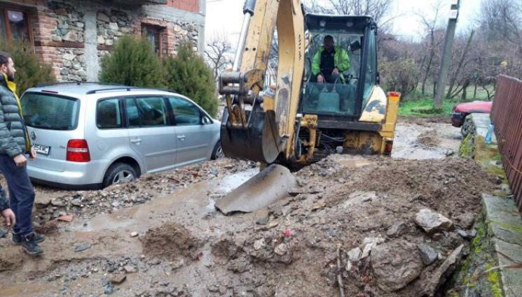 Самуилово улици - Ремонт прати потоп в села (СНИМКИ)