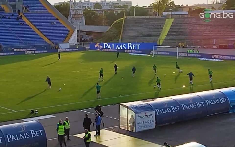 Левски и Черно море загряват на Герена преди сблъсъка си