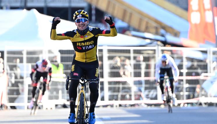 Роглич - Ден за разплата! Феноменален Роглич изтръгна победа с 14 секунди в Джиро д'Италия