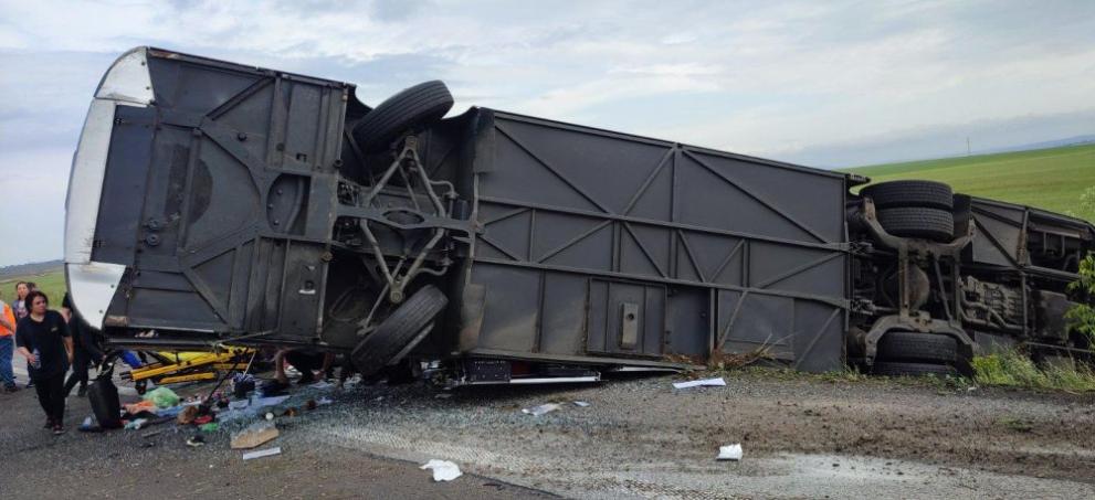 Катастрофа с автобус край Бургас. Инцидентът е станал на магистрала