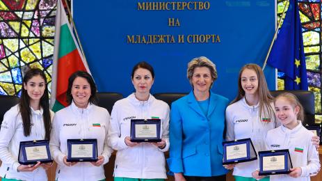 Весела Лечева