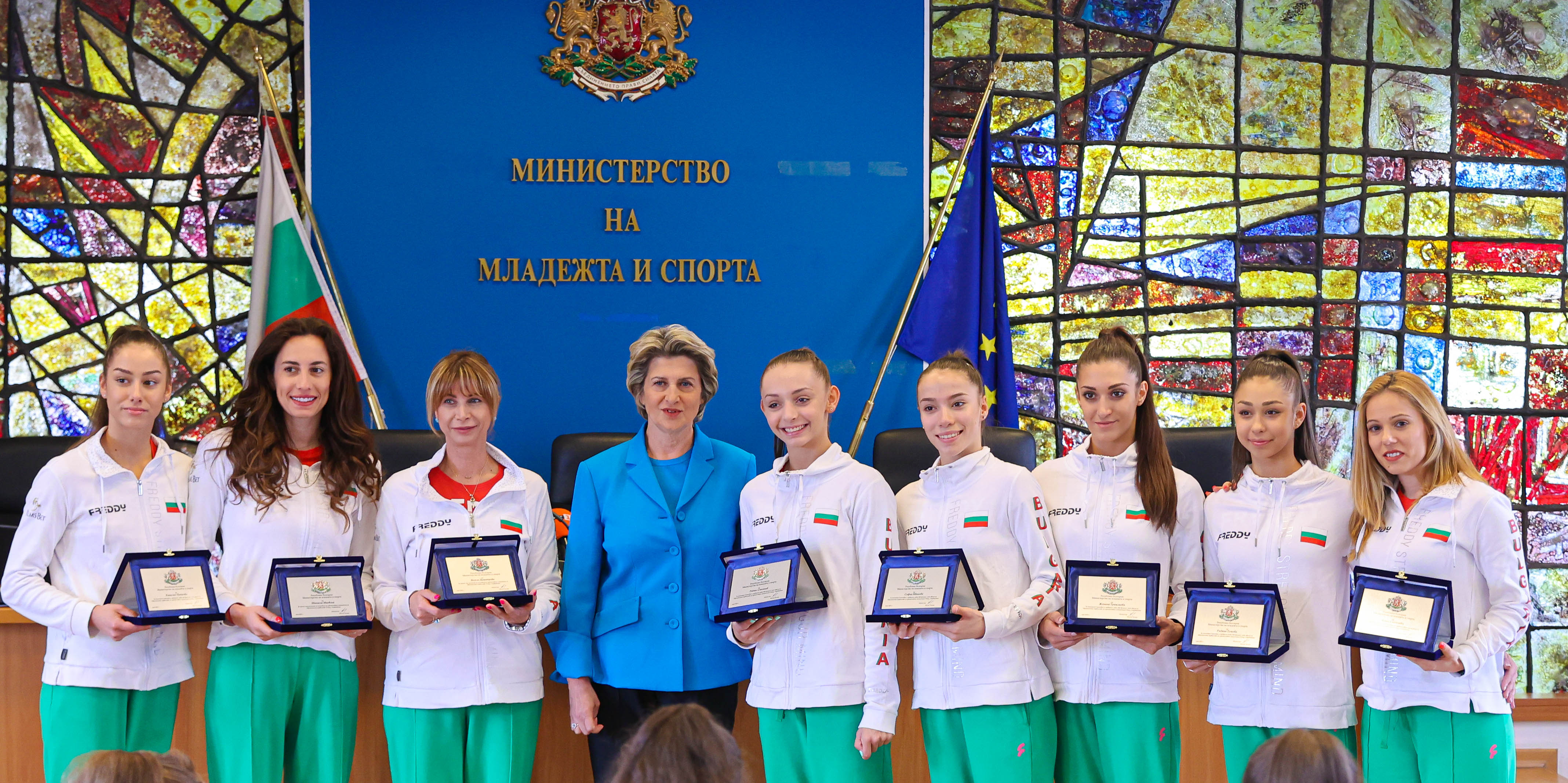 Весела Лечева