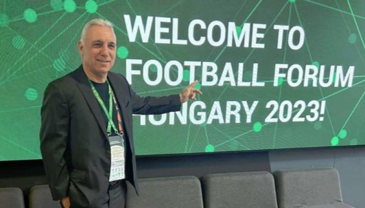 Христо Стоичков - Христо Стоичков с пълна програма в Будапеща преди днешния финал в Лига Европа