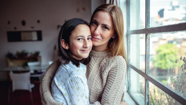 Вечният спор: Майка на момче срещу майка на момиче (ВИДЕО)