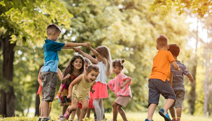 деца игра - Честит празник, малчугани! Празнуваме Международния ден на детето