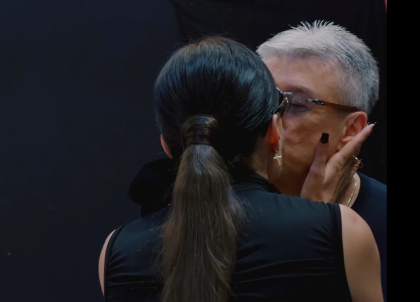 Цеца Саша Попович