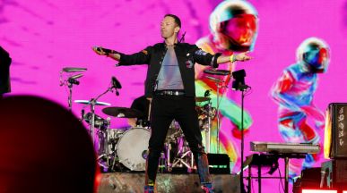 Coldplay поканиха феновете да участват в новата им песен