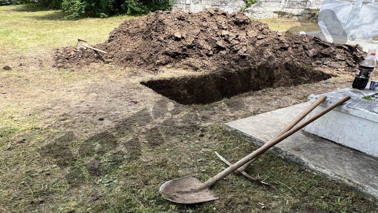 Ангел Христов братя Галеви гроб