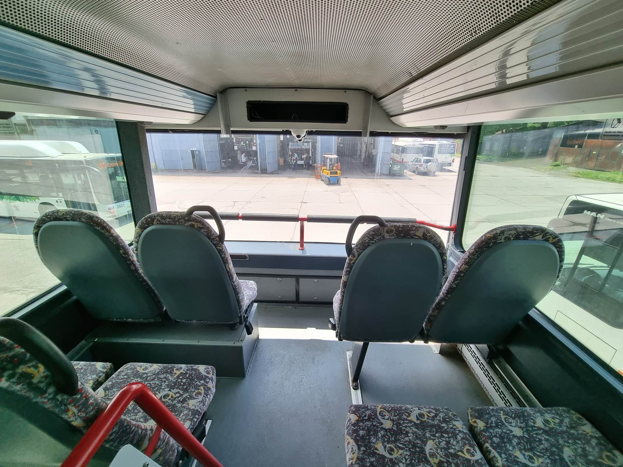 двуетажни автобуси София