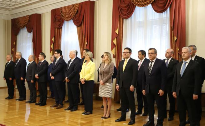 Държавният глава Румен Радев прие на Дондуков" 2 членовете на служебния кабинет с министър-председател Гълъб Донев.